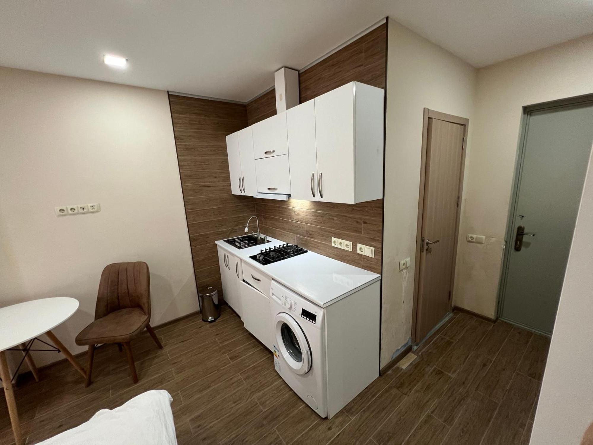 Hotel Paris Batumi Exteriör bild